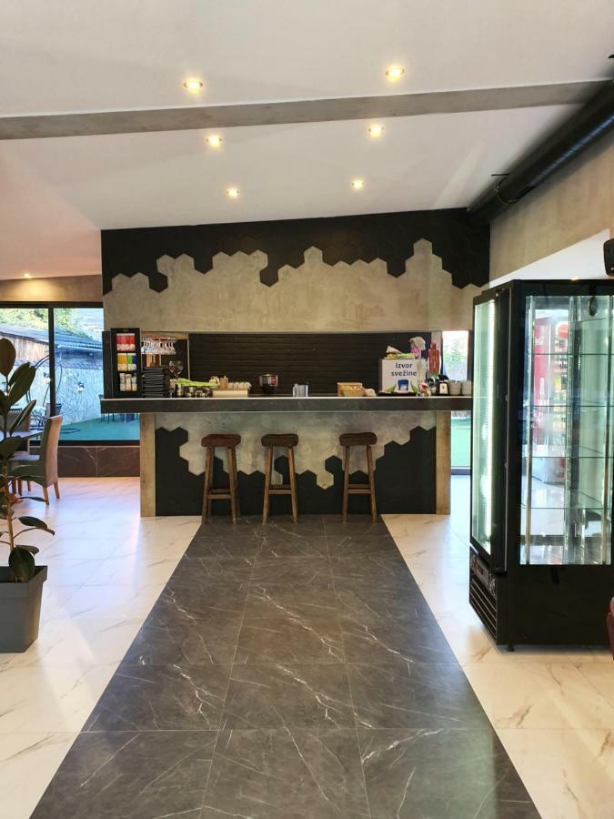 Motel & Restaurant Dar 노비파자르 외부 사진
