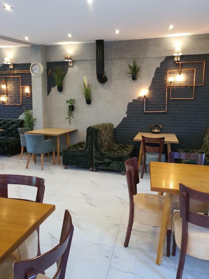 Motel & Restaurant Dar 노비파자르 외부 사진